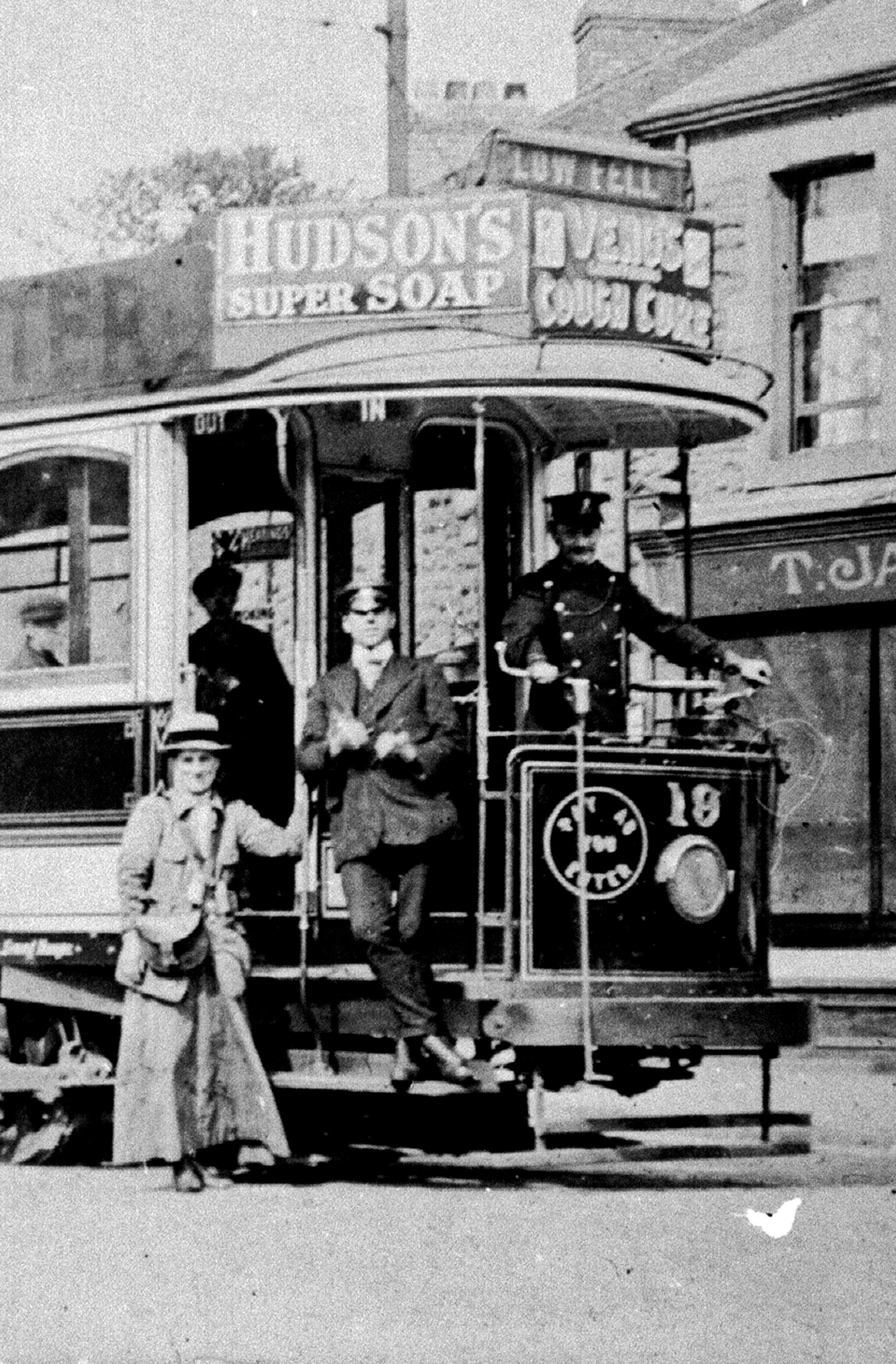 Rose Vanner, Gateshead's first lady tram conductress in 1916